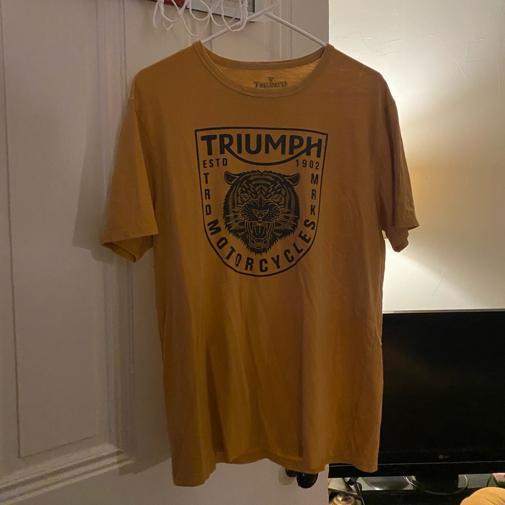 Lucky Brand graphic tee
